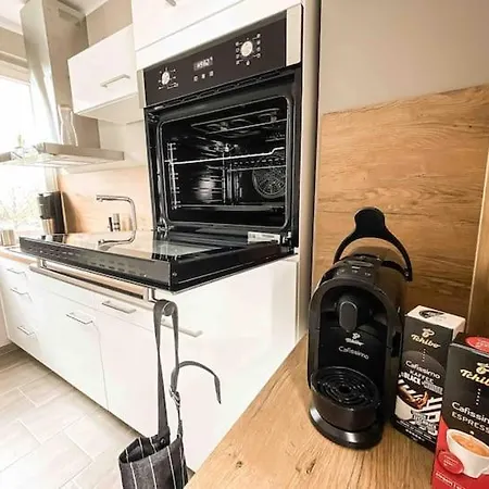 Luxuriöses Zwei - Raum - Apartment, Netflix/Prime Gasthof